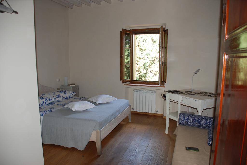 Apartment La Scala 1572 San Quirico dʼOrcia Pokoj fotografie